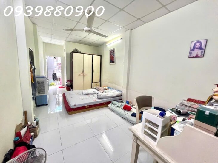 3 mặt hẻm ko LG, QH dân cư hiện hữu. 100m ra MT Hoàng Văn Thụ