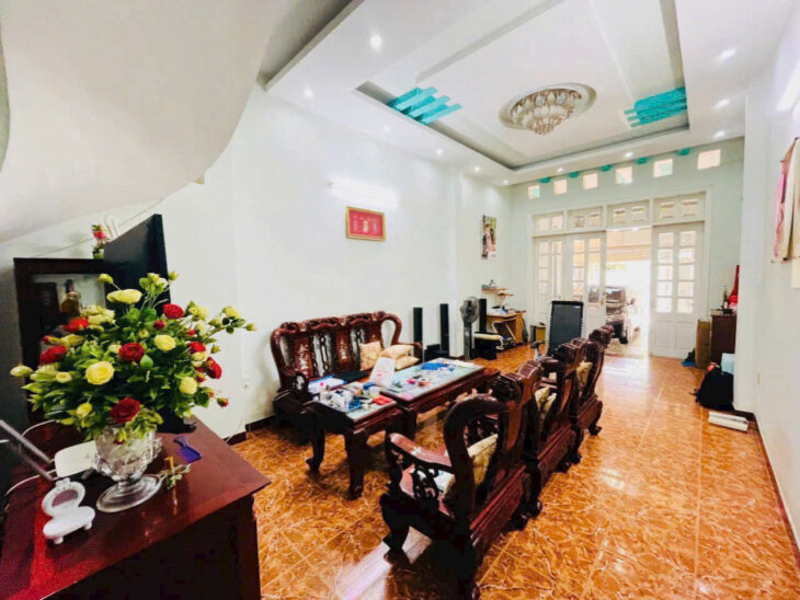 Bán nhà Mặt tiền đường Nguyễn Lương Bằng, khu VIP Song Ngữ, P.9, Vũng Tàu.