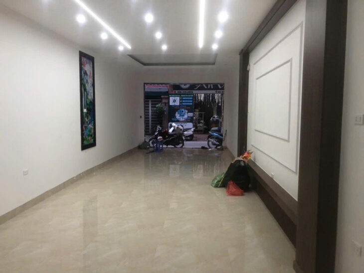 BÁN NHÀ MẶT PHỐ BỒ ĐỀ ,Long Biên– 70M2, 5 TẦNG, CÓ THANG MÁY – GIÁ CHỈ 23,9 TỶ