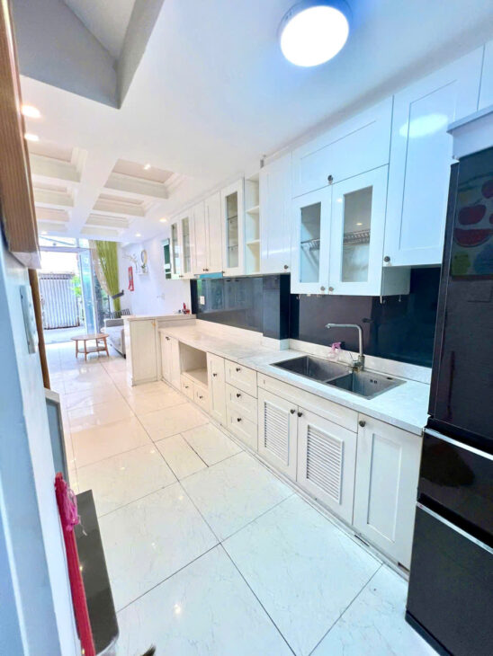 25 Triệu: NGUYÊN CĂN 5 TẦNG 4×14- BÌNH THẠNH- HXH HOÀNG HOA THÁM- 3 PHÒNG ĐỦ NỘI THẤT: 0933 910 039