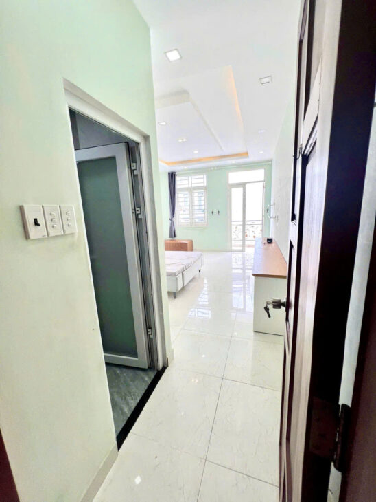 25 Triệu: NGUYÊN CĂN 5 TẦNG 4×14- BÌNH THẠNH- HXH HOÀNG HOA THÁM- 3 PHÒNG ĐỦ NỘI THẤT: 0933 910 039