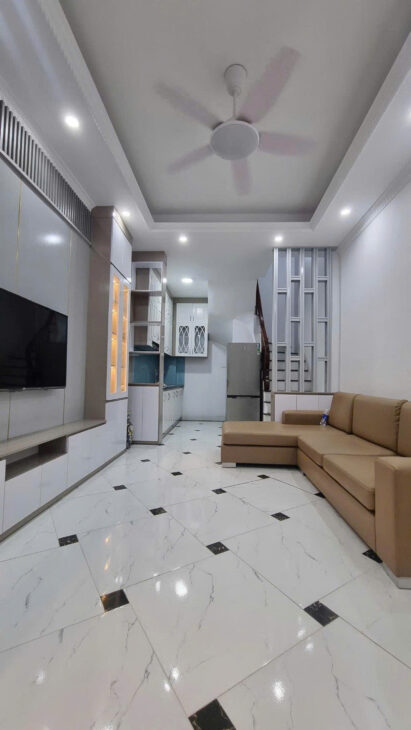 NHÀ CỔ NHUẾ –5 TẦNG – ĐH MỎ 200M – Ô TÔ GẦN – HƠN 4 TỶ