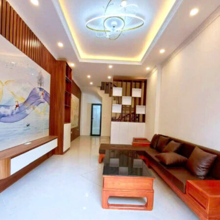 BÁN NHÀ LẠC LONG QUÂN – 40M – 5T – GẦN Ô TÔ – NGÕ THÔNG – 2 THOÁNG – GIÁ CHỈ 7.4 TỶ. 0968669247