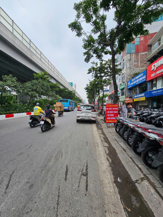 BÁN NHÀ MẶT PHỐ PHẠM VĂN ĐỒNG 90M2X7T,THANG MÁY, VỈA HÈ 7M,MT=8M, GIÁ 55 TỶ