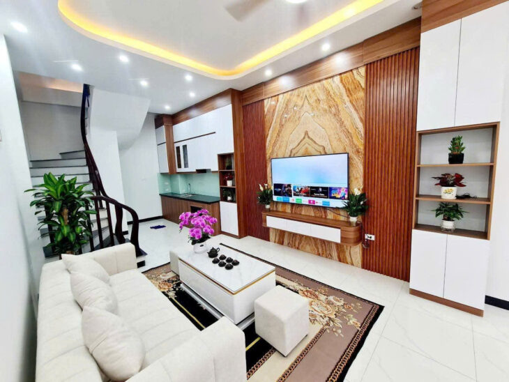 BÁN NHÀ TẠI ĐƯỜNG QUANG TRUNG – HÀ ĐÔNG. DT 36,5M2 LÔ GÓC- NỞ HẬU 4 TẦNG GIÁ NHỈNH 5 TỶ