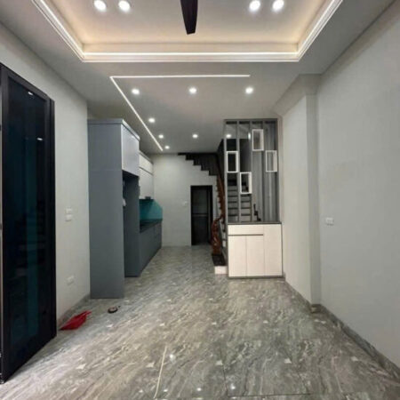 BÁN NHÀ TẠI QUANG TRUNG YÊN NGHĨA HÀ ĐÔNG DT 30M2 THỰC 57M2. MT 5,7M CHÀO GIÁ 5TY290