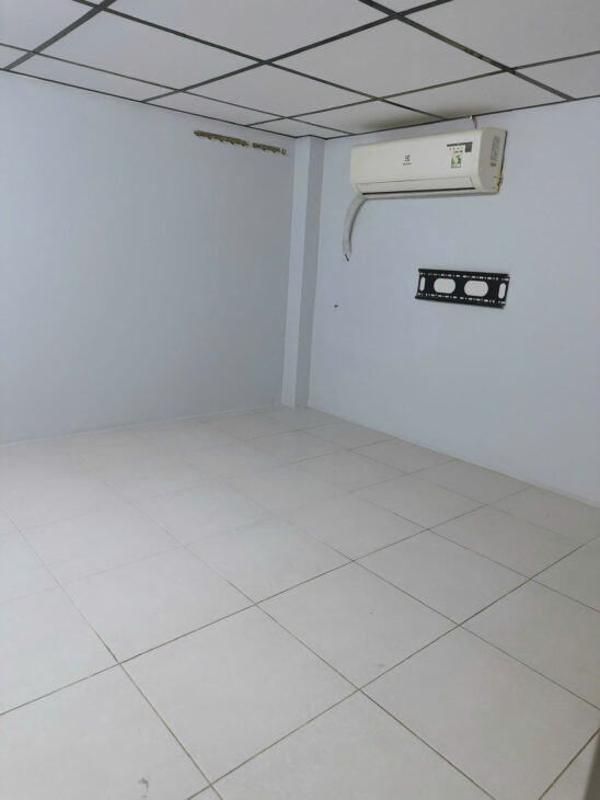 CHÍNH CHỦ CHO THUÊ NHÀ MẶT TIỀN HẺM XE TẢI – THÀNH PHỐ HỒ CHÍ MINH