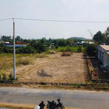 Bán gấp 200m2 đất giá 220 triệu liên hệ 0357 645 645