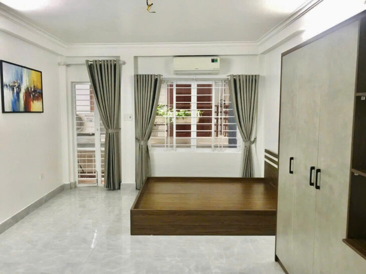 Bán nhà Mỹ Đình, Nhân Mỹ 5 tầng, sổ đỏ 31m², ngõ thông, nhà sẵn nội thất mới tinh, vào ở ngay, giá