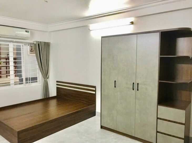 Bán nhà Mỹ Đình, Nhân Mỹ 5 tầng, sổ đỏ 31m², ngõ thông, nhà sẵn nội thất mới tinh, vào ở ngay, giá