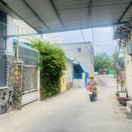 BÁN NHÀ CẤP 4 LÔ ĐẤT 2 MẶT ĐƯỜNG OTO VĨNH THẠNH, NHATRANG
