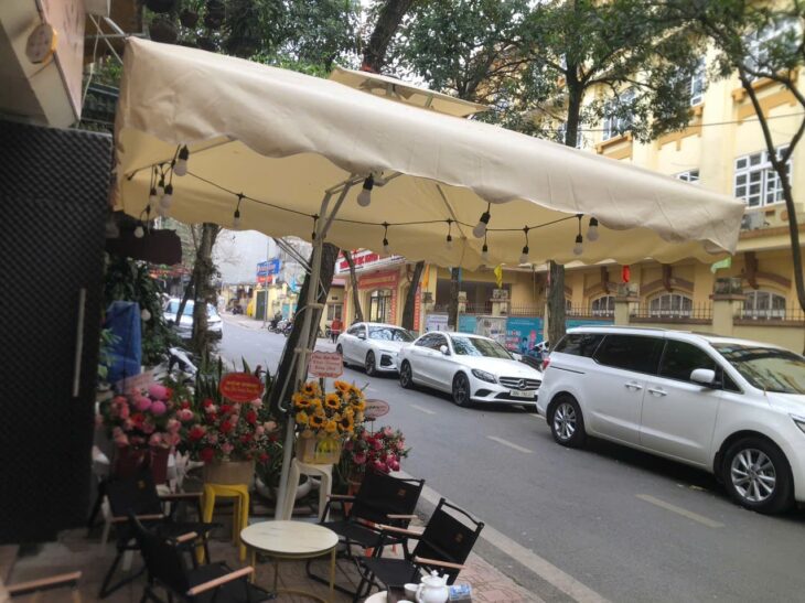 Cần sang nhượng nhanh quán café âm nhạc đang kinh doanh lượng khách ổn định tại quận Ba Đình, HN