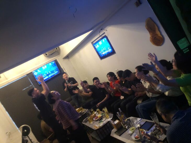 Cần sang nhượng nhanh quán café âm nhạc đang kinh doanh lượng khách ổn định tại quận Ba Đình, HN