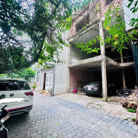 BÁN NHÀ PHÂN LÔ CÁN BỘ HỌC VIỆN TƯ PHÁP –LÊ VĂN LƯƠNG – Ô TÔ TRÁNH – KINH DOANH – 100M² – 4 TẦNG