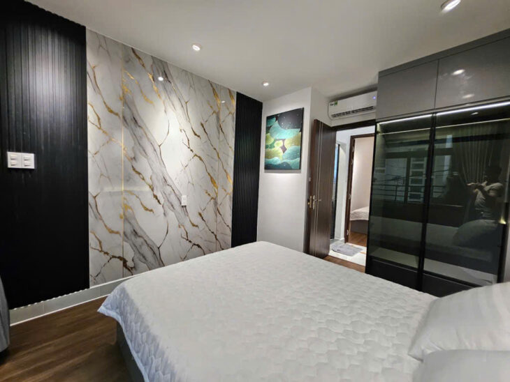 Bán gấp nhà mới kèm nội thất, gần CV Làng Hoa, chỉ 3ty580