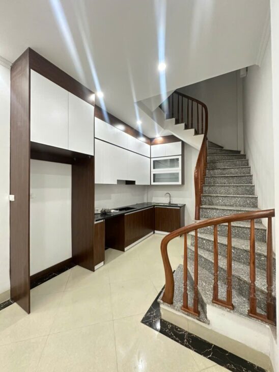 NHÀ ĐẸP – GIÁ TỐT – CHÍNH CHỦ CẦN BÁN NHÀ VỊ TRÍ ĐẸP Tại HOA LÂM – LONG BIÊN – HÀ NỘI