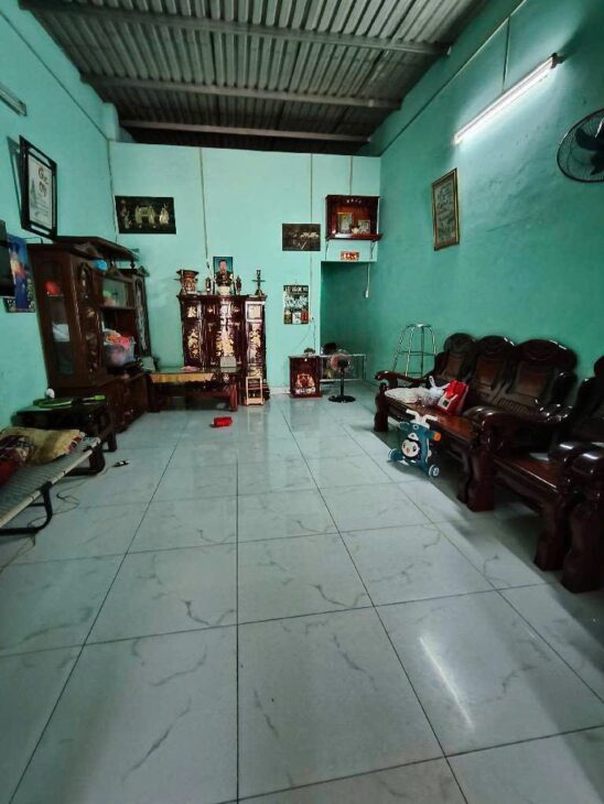 Bán nhà C4 mặt tiền đường 26, Long Thạnh Mỹ, 150m², ô tô ngủ trong nhà