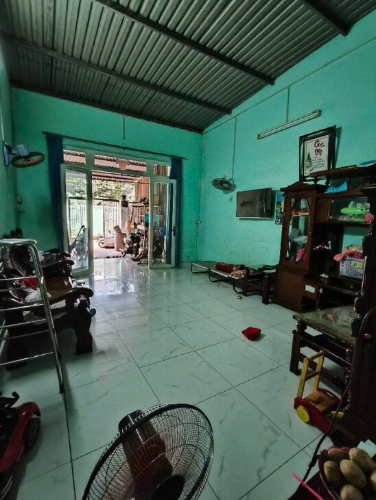 Bán nhà C4 mặt tiền đường 26, Long Thạnh Mỹ, 150m², ô tô ngủ trong nhà