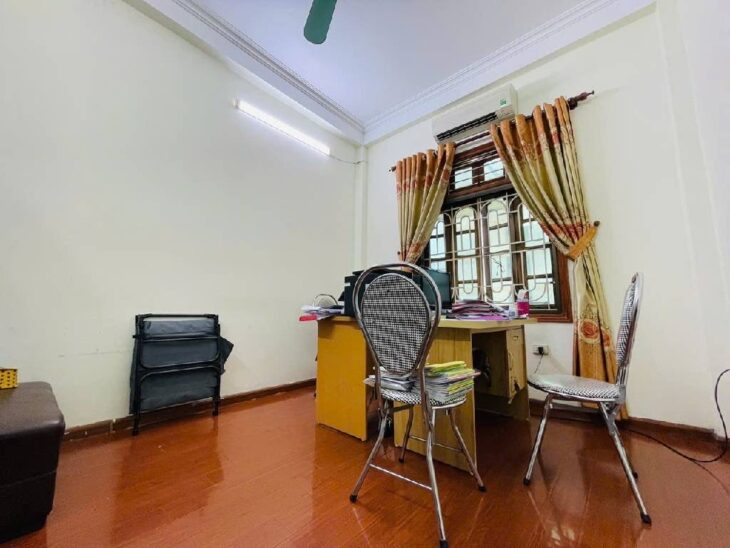 NHÀ P/lô ĐƯỜNG LÁNG VIEW THOÁNG 1 BƯỚC RA Ô TÔ TRÁNH DT37m-4t-MT4.2m giá chỉ 10 tỷ