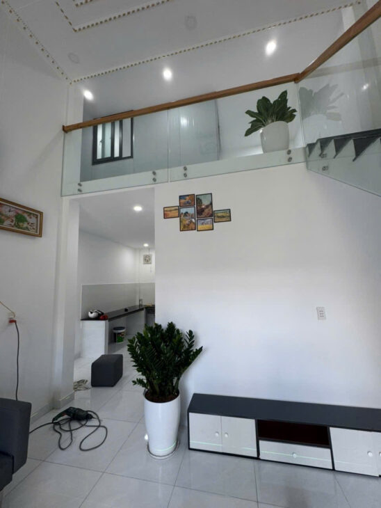 NHÀ ĐẸP – HẺM 8M NHƯ MẶT TIỀN – TRỆT LỬNG 3 PHÒNG NGỦ – CHỈ VIỆC Ở