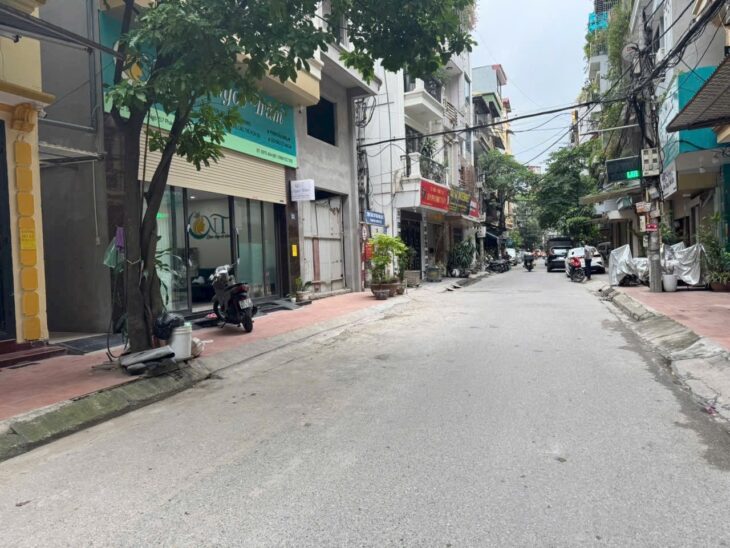 NHÀ DÒNG TIỀN- phố NGUYỄN CHÍ THANH- Thang máy- Chỉ 21 tỷ