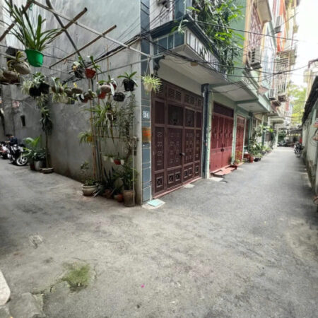 Phân lô Huỳnh Thúc Kháng, Đống Đa, 52m2 x 5T, gần Oto tránh, 14 tỷ.