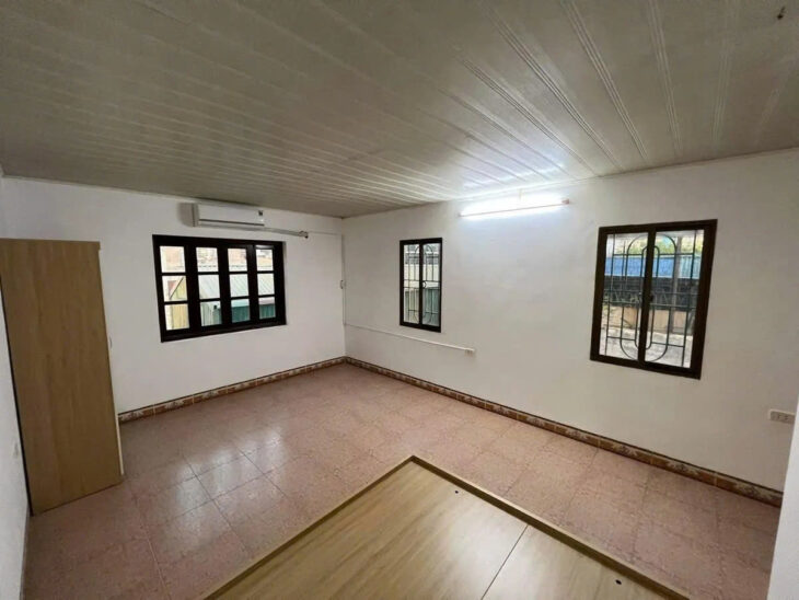 Phân lô Huỳnh Thúc Kháng, Đống Đa, 52m2 x 5T, gần Oto tránh, 14 tỷ.