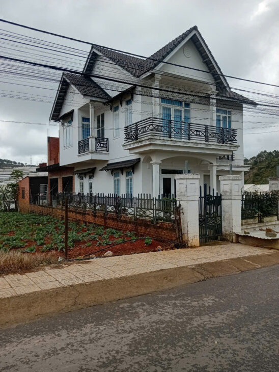 CHO THUÊ VILLA THÁI PHIÊN, PHƯỜNG LÂM VIÊN, ĐÀ LẠT – 4PN – 8 TRIỆU/THÁNG