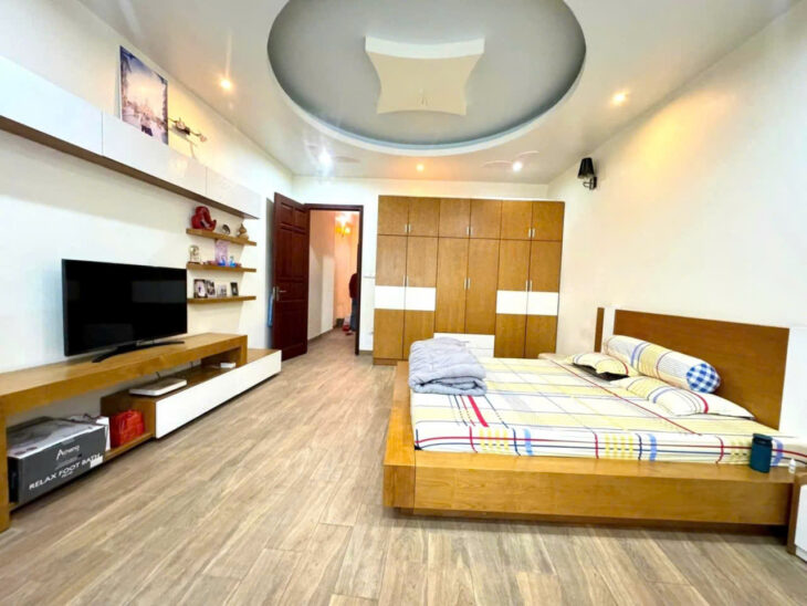 BÁN NHÀ PHÂN LÔ, Ô TÔ, NGÕ 24 KIM ĐỒNG- HOÀNG MAI, 78 M2, MĂT TIỀN 6M, GIÁ 22 TỶ.