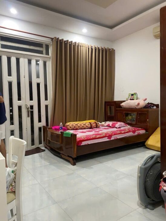 Bán Gấp Nhà Trong Ngõ Đường Dương Cát Lợi, Nhà Bè: 70m2, 4 Tầng, 4PN, Sổ Đỏ, Giá Hời Chỉ 6.9 Tỷ –