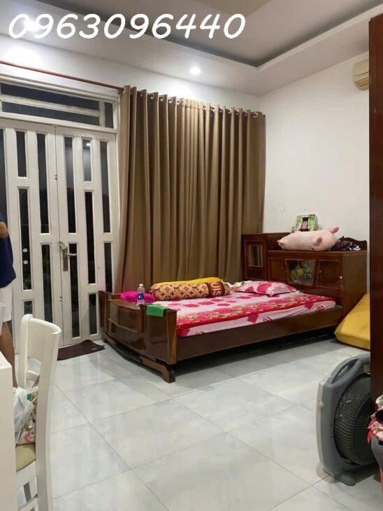 Bán Gấp Nhà Trong Ngõ Đường Đặng Nhữ Lâm, Nhà Bè: 70m2, 4 Tầng, 4 Phòng Ngủ, Sổ Đỏ Chính Chủ, Giá