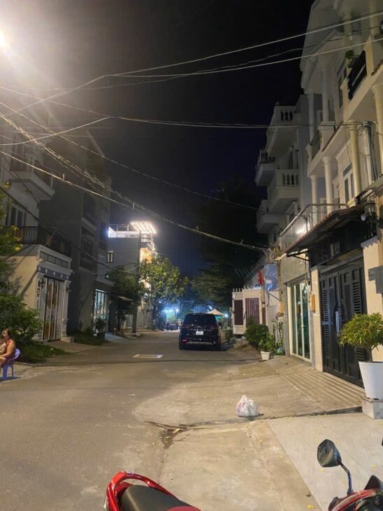 Bán Gấp Nhà Trong Ngõ Đường Dương Cát Lợi, Nhà Bè: 70m2, 4 Tầng, 4PN, Sổ Đỏ, Giá Hời Chỉ 6.9 Tỷ –