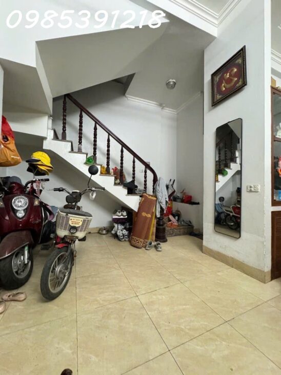 Nhà Giải Phóng – Phương Liệt – 37m2, 4T – 6.93 tỷ(CTL) – Lô góc- 20m ra Giải Phóng – Cạnh ĐH Kinh