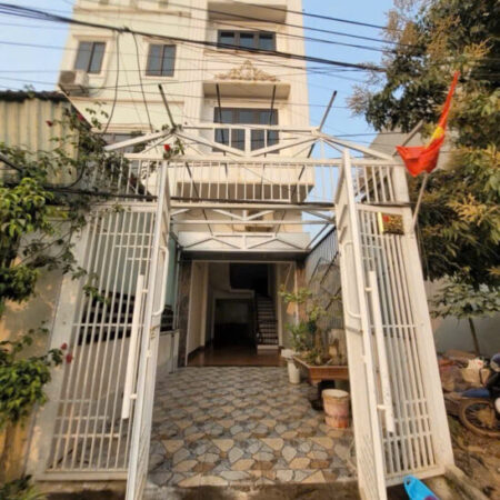 NGHĨA LỘ NHÀ 4 TẦNG DT 42M2- NGÕ THỒNG TỨ TUNG Ô TÔ TRÁNH . NHỈNH 8 TỶ