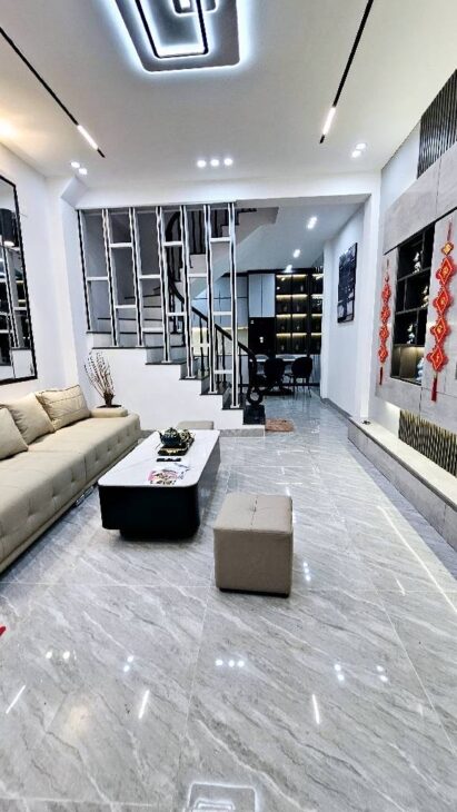 XUÂN THỦY CẦU GIẤY NHÀ ĐẸP-Ô TÔ 20M THOÁNG TRƯỚC SAU 10 TỶ 600