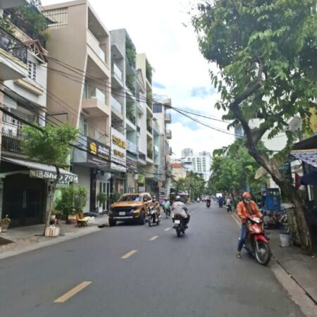 LÊ VĂN LƯƠNG, CHỈ 5,4TỶ, DT 60M2, 3 TẦNG, GẦN LOTTE, HẺM ÔTÔ KẾ BÊN, DÒNG TIỀN 15TR/THÁNG