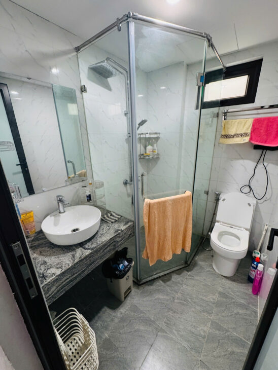 CHO THUÊ PHÒNG TẦNG 3 TRONG NHÀ NGUYÊN CĂN – FULL ĐỒ, WC KHÉP KÍN TẠI 109 ĐÊ TRẦN KHÁT CHÂN, HAI BÀ
