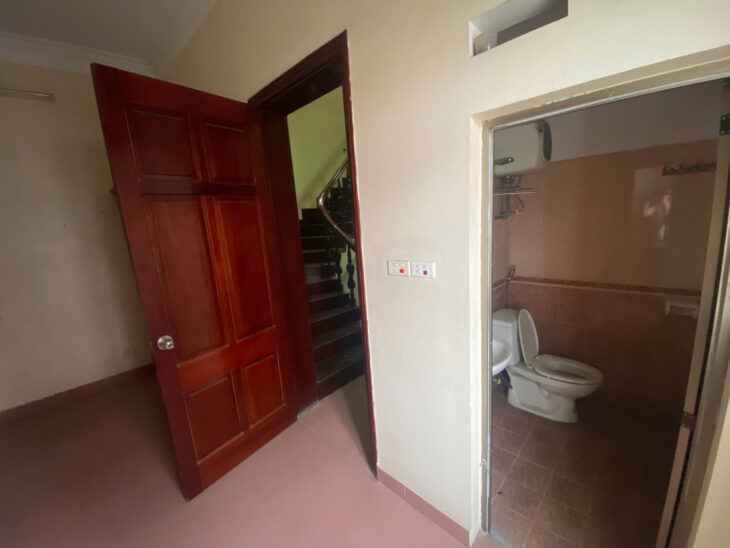CHÍNH CHỦ CHO THUÊ NHÀ NGUYÊN CĂN 5 TẦNG TẠI MẶT PHỐ NGÔ XUÂN QUẢNG, THỊ TRẤN TRÂU QUỲ, GIA LÂM, HÀ