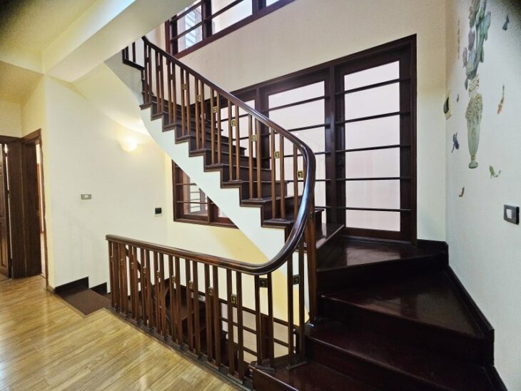 BÁN BIỆT THỰ CAO CẤP – NỞ HẬU – KHU VIP – TRUNG TÂM CẦU GIẤY