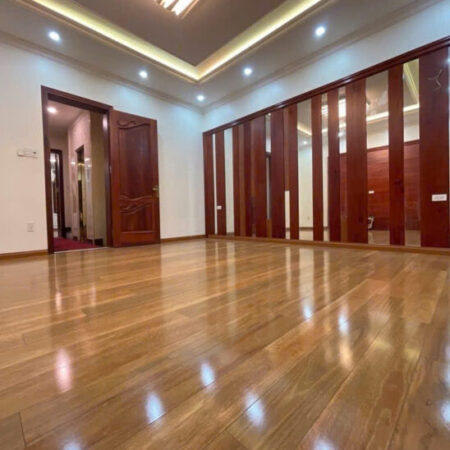 Bán kiệt tác bds Tây Hồ – TTTM Lottle-100m, 5 tầng 5m mặt tiền oto tránh , vỉa hè kinh doanh .