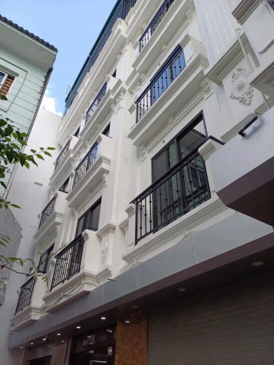 Nhà 5 Tầng Ngô Gia Tự – Mặt Tiền 3.8m, Ô Tô Đỗ Cửa – Đẹp Long Lanh, Ở Ngay