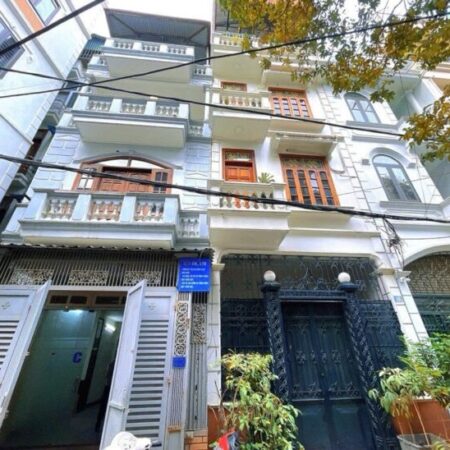 PHÂN LÔ QUÂN ĐỘI – Ô TÔ ĐỖ TRƯỚC CỬA – NHÀ MỚI ĐẸP DÂN XÂY – TẶNG FULL NỘI THẤT KHÁCH CHỈ CẦN XÁCH