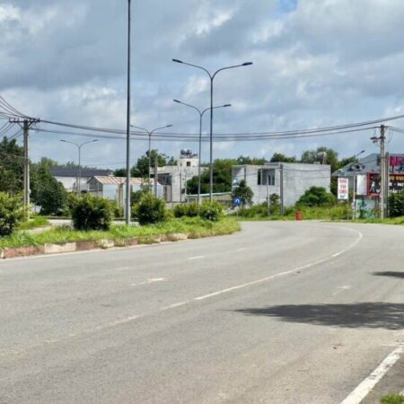 🏠 Đầu tư đất 200m² giá 250 triệu, thổ cư 100%, gần KCN 📍
