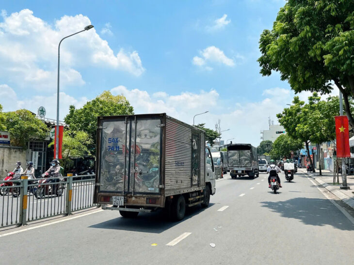 Bán nhà MTKD VIP Lũy Bán Bích 4 tầng T.máy 100m2(4×25) 8PN TN 37tr KD đỉnh chỉ 21.5 tỷ.