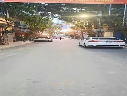 Bán nhà phân lô mặt ngõ Nguyễn Phong Sắc 100m2, mt 6m đường rộng ôtô dừng đỗ