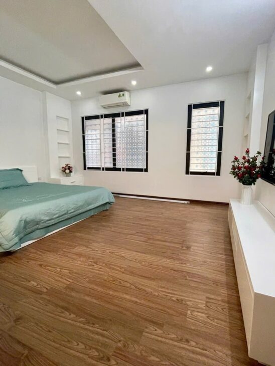 30M RA Ô TÔ – NHÀ DÂN XÂY CHẮC CHẮN – TRUNG TÂM CẦU GIẤY -. ĐỂ LẠI NỘI THẤT XỊN SÒ_6 TẦNG – 40M2 –