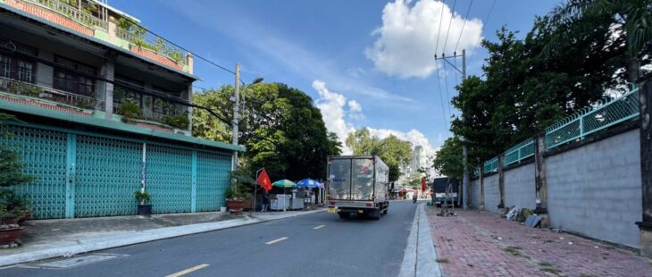 GẤP BÁN nhà xưởng đường 16m QL1A 825m2 ngang 33m ngay CVPM Quang Trung chỉ 33 tỷ.