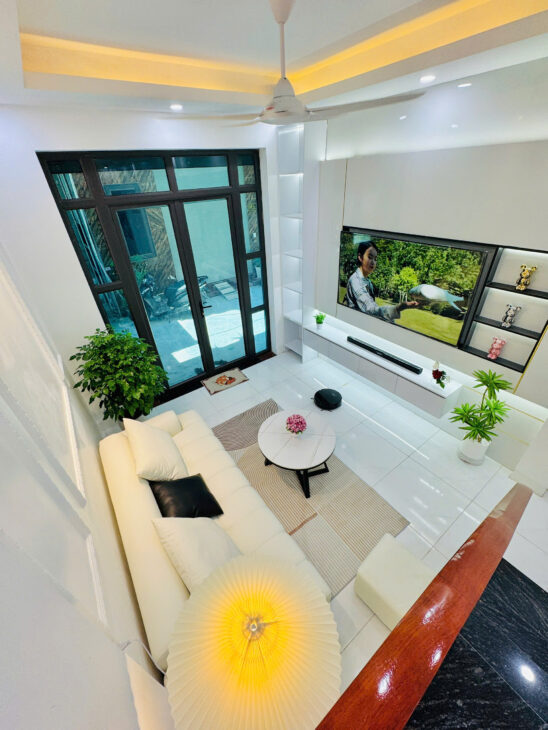 căn nhà đẹp, căn góc trần lãm, ngay gần bv đột quỵ, ngõ oto rộng thoáng, giá 2,x tỷ thiện trí là