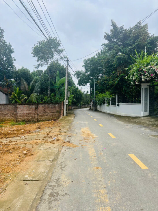 Đất nền Láng Hòa Lạc 100m2 giá 3 tỷ – gần trung tâm phát triển, tiềm năng tăng giá mạnh Nguyễn