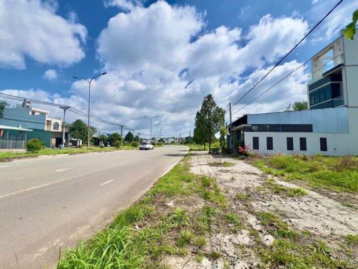 🏠 Đầu tư đất 200m² giá 250 triệu, thổ cư 100%, gần KCN 📍